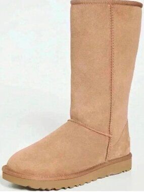 UGG Classic Tall Boots Womens 7 Chestnut Sheepskin Lined Snow Suede